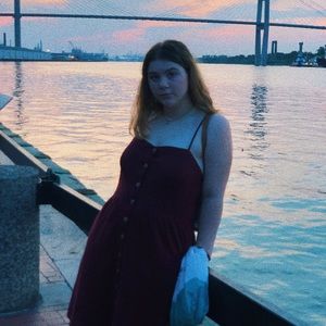 Meet your Posher, Elizabeth